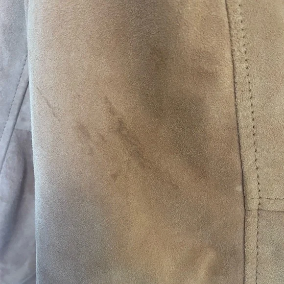 GatsbyLady London 100% Lamb Leather Cropped Moto Jacket Tan and Gold Hardware - Picture 13 of 13